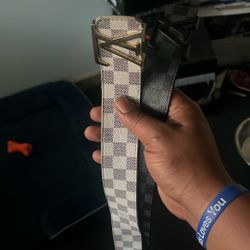 Lv Belts