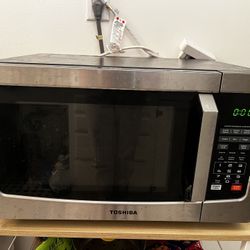 Toshiba Microwave