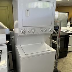 Kenmore Washer and Gas Dryer Stack 