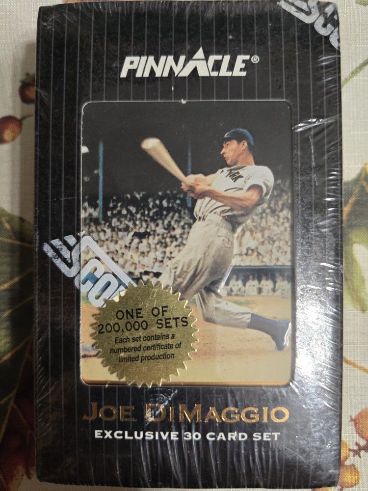 Pinnacle Joe Dimaggio Card Set
