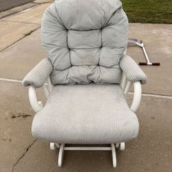 Rocking Chair 