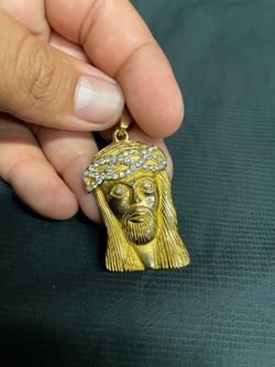14 K Plated Gold Jesus Head Pendant New