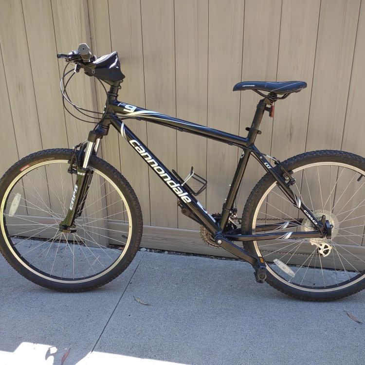 Cannondale umweltfreundlicher Mountain Bike F9