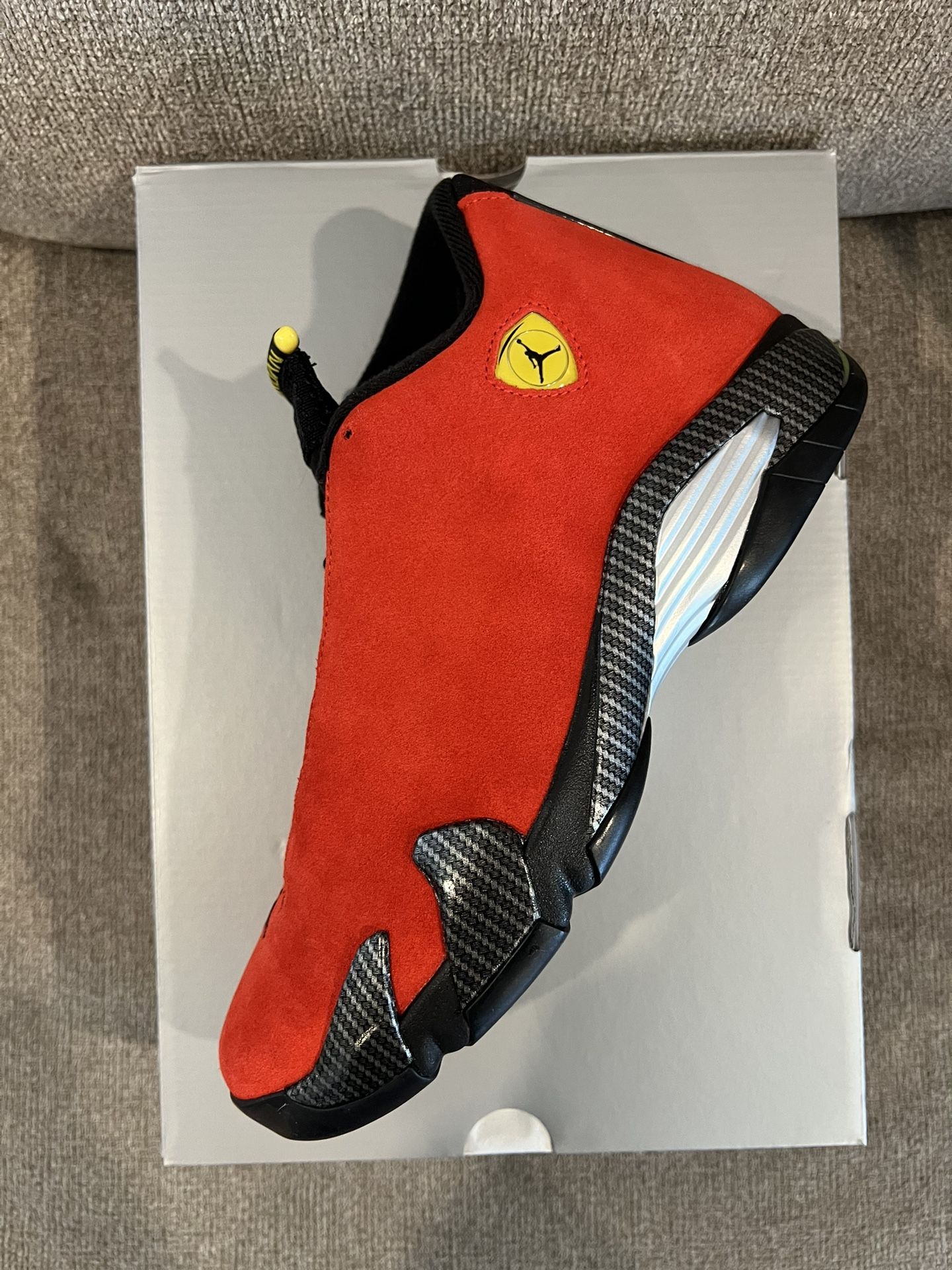 Air Jordan 14 Retro Ferrari