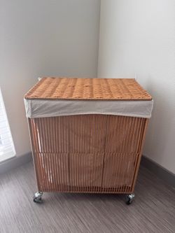 Laundry Hamper with Wheels