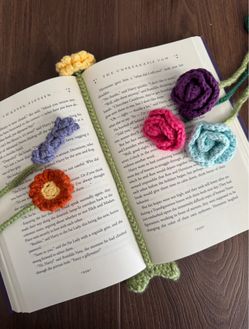 Flower Crochet Bookmarks