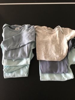 Lot of 6 Petit Bateau onesies - 6 months