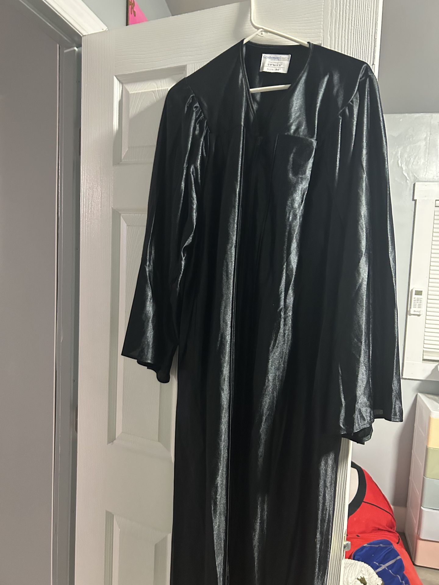 Graduation gown