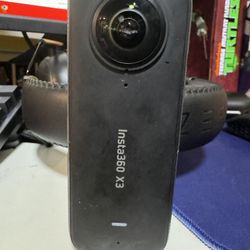 Insta360 X3