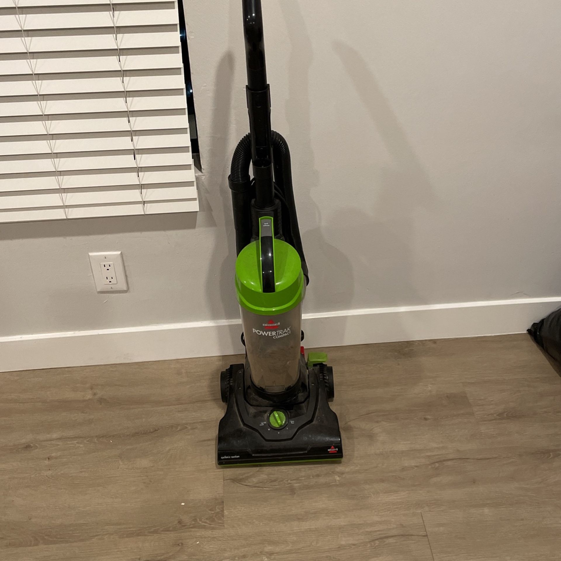 Bissell Powertrak Compact Vacuum