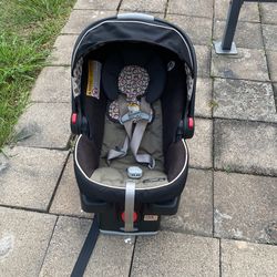 Graco Car Seat