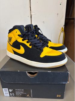 2017 Jordan 1 New Love size 9.5 used $60
