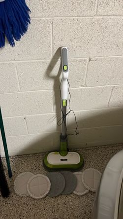 Floor cleaner and polisher