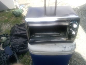 Black And Decker Convection Oven Like New Only $30 