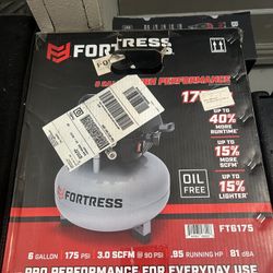 FORTRESS 6 Gallon, 175 PSI High Performance Oil-Free Pancake Jobsite Air Compressor