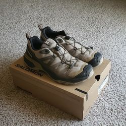 Salomon X Ultra 360 Hiking Shoes. Size 10.5 US
