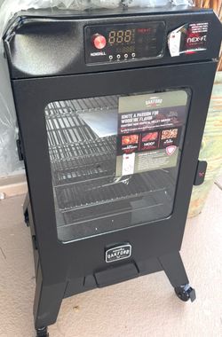 Pellet grill vertical smoker ( new)