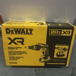 DEWALT Drywall Screw gun XR 
