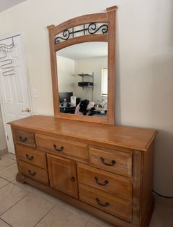 FREE FURNITURE SET (gratis)