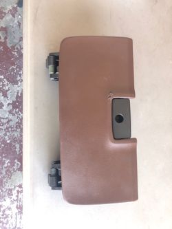 2014-2018 Silverado 2500HD / 1500 storage compartment