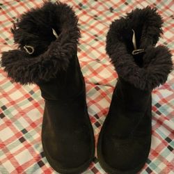 GIRLS FUR BOOTS 