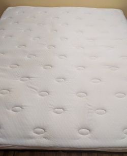 12 inch Kin,g Size Simmons Beautyrest Classic Georgina Plush Pillow Top Mat,tress & Box Spri,ng Set. Free same-day delivery.