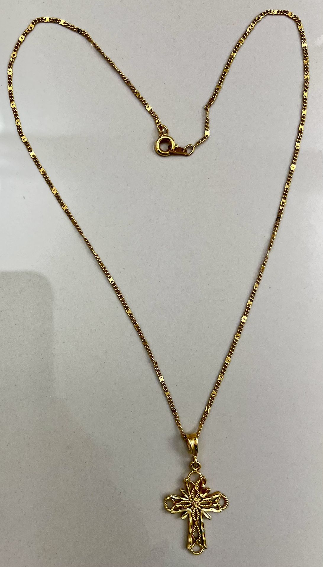 Vintage gold cross pendant with chain