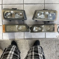 Old headlights Four Pair