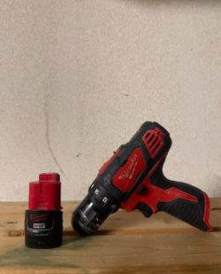 Milwaukee drill and battery