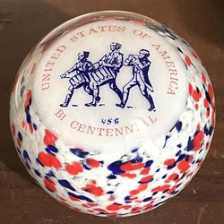 United State Of America Bicentennial And Green Swirl Paper Weight 