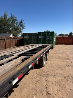 Storage shipping containers local yard located in hesperia