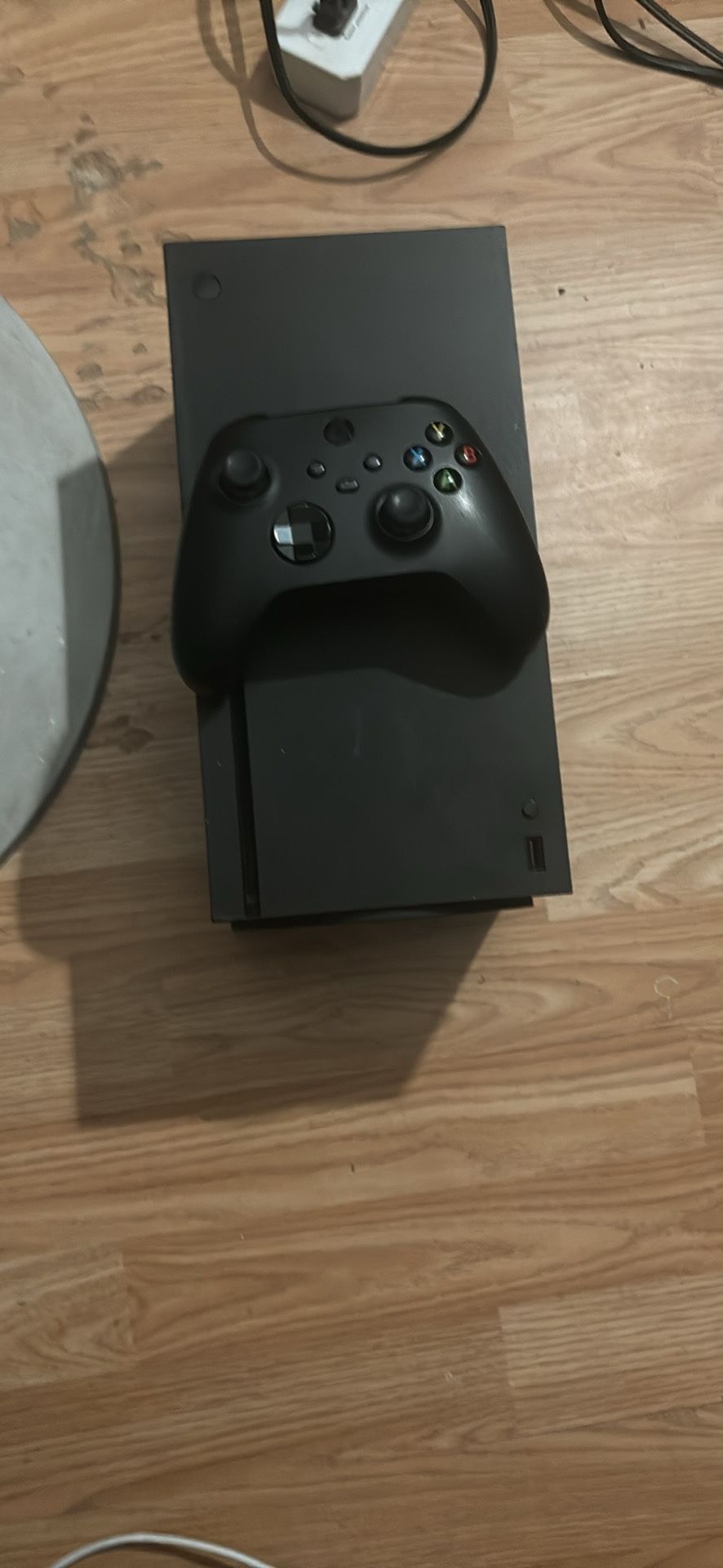 Xbox 1 X 1T 44” Gaming Monitor And Bluetooth Headset