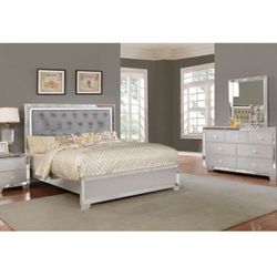 Queen Bedroom Set