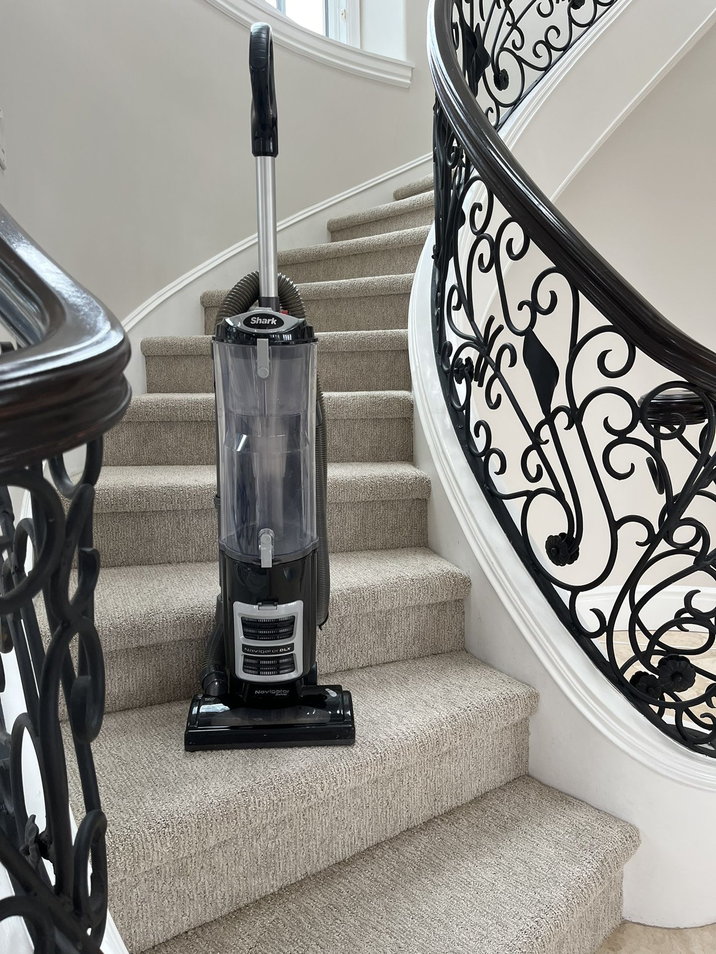 Shark Navigator DLX Vacuum With Upholstery Extensions