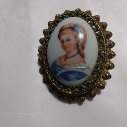 1950 Limoges Porcelai  Victoran Broach Pendant Use