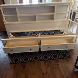Kids Twin Bed Frame With Book Shelf’s And Drawers