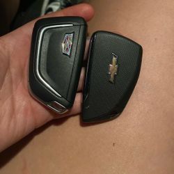 Cadillac And Chevrolet 2026 Key Fob (sold Separately) 