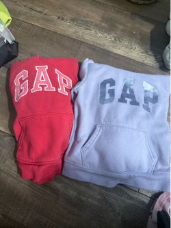 3 T gap hoodies