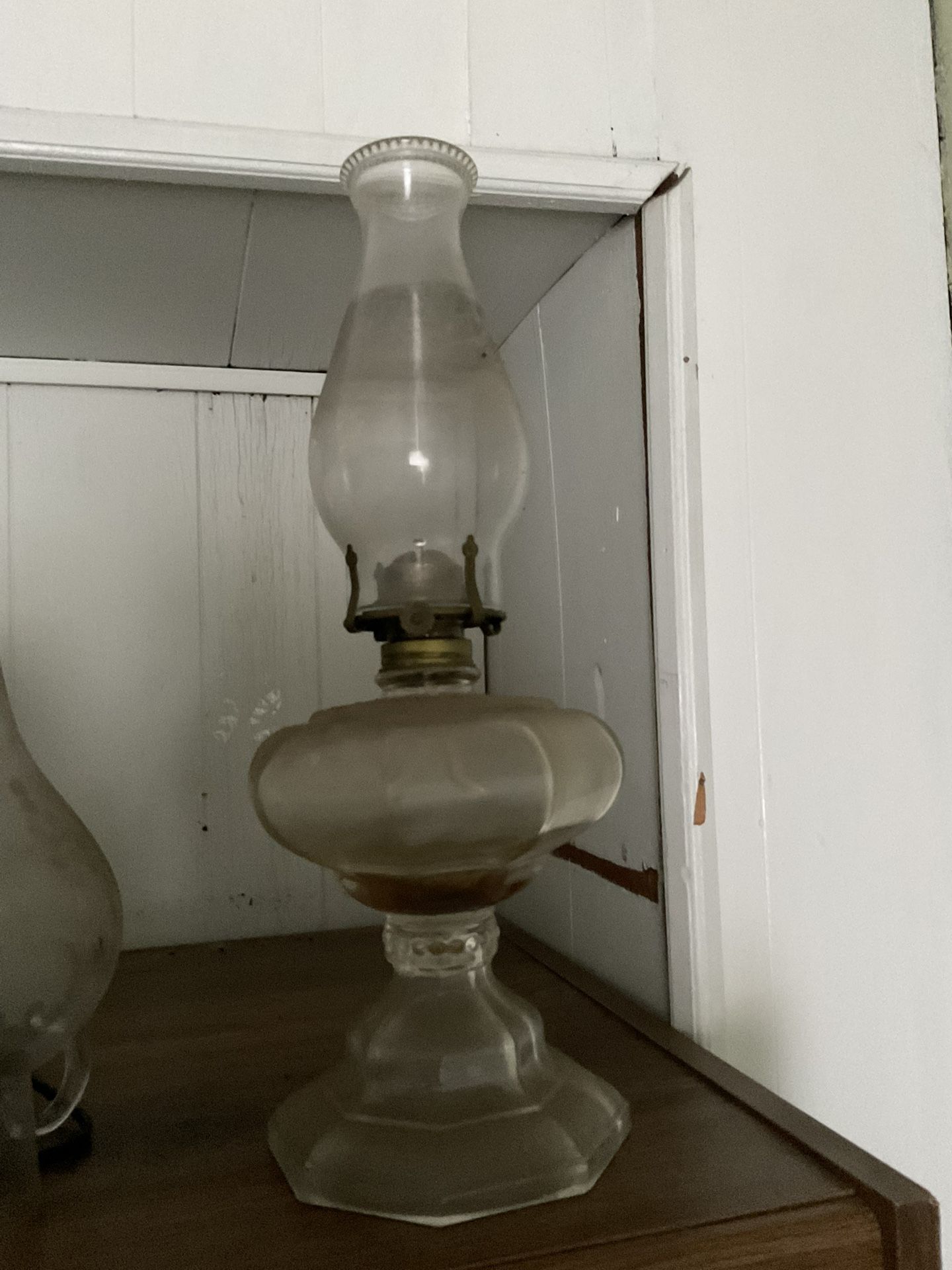 Antique Oil Lamp Please Check My Other Listings Moving Sale
