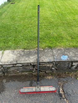 Hyper Tough 25” Manual Sweeping Push Broom
