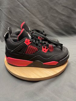 Kids Jordan 4 Red Thunder - Size 13.5c