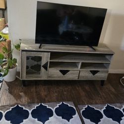 Wooden TV Stand & Storage Cabinet