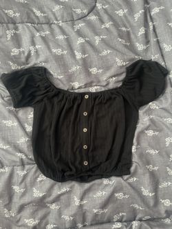 Forever 21 Black Top Size Small