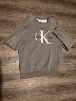 Grey Calvin Klein crewneck size M
