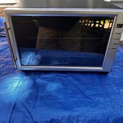 Frigidaire Wine Chilling Refrigerator 