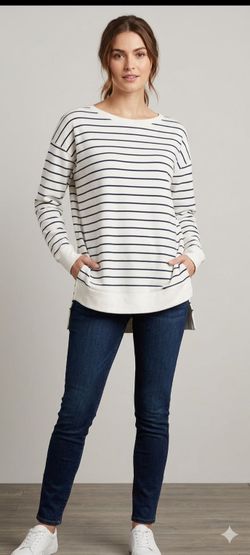 Camisa blanca con rayas