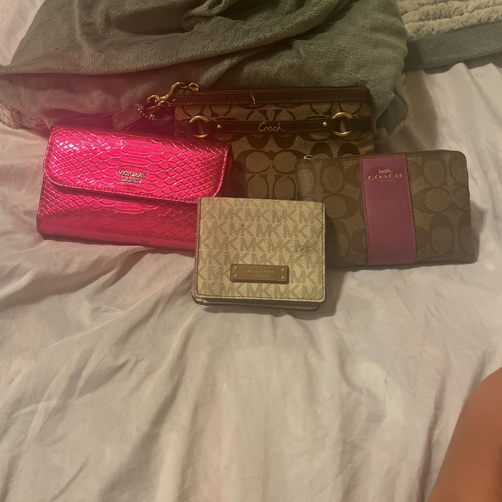 Wallets And Wristlets