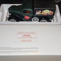 Coca-Cola 1998 collectible truck