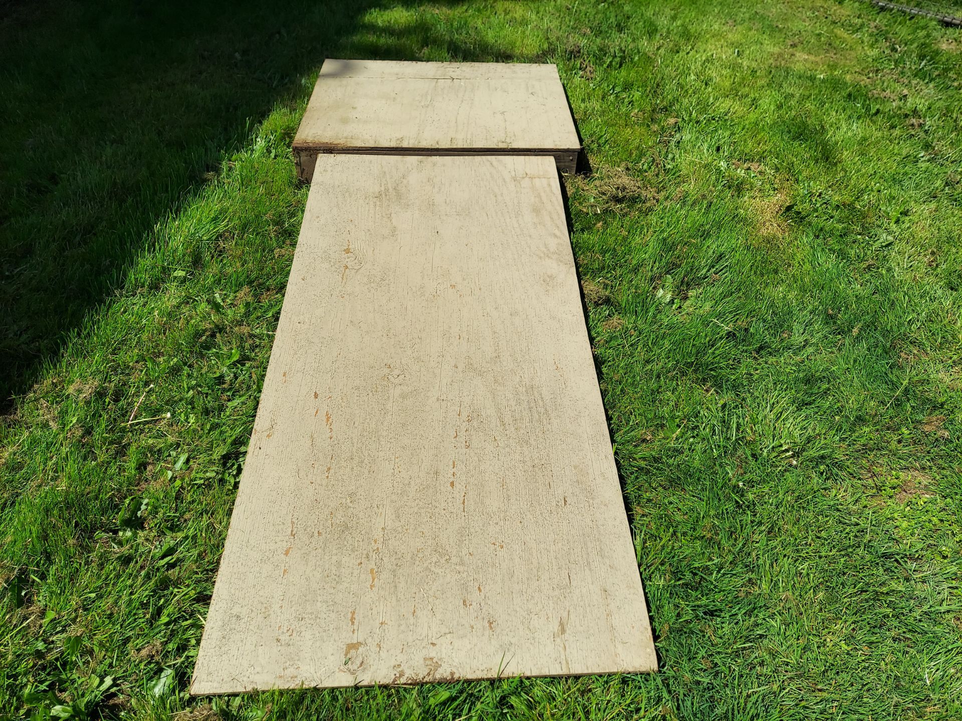 Wood wheelchair ramp and landing