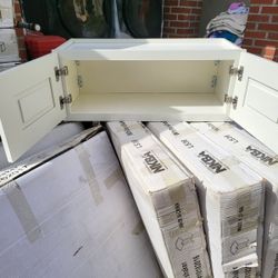 Cajones Cabinets